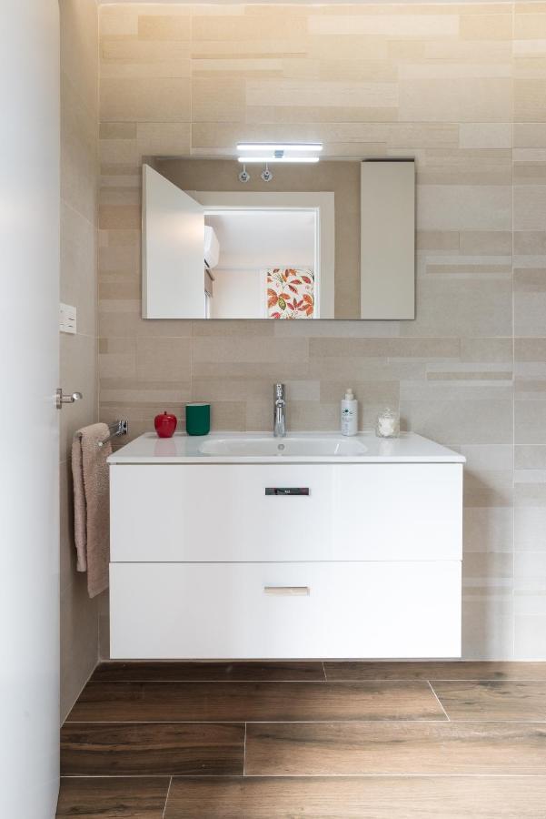Bhost - Suite La Merced Malaga Exterior photo